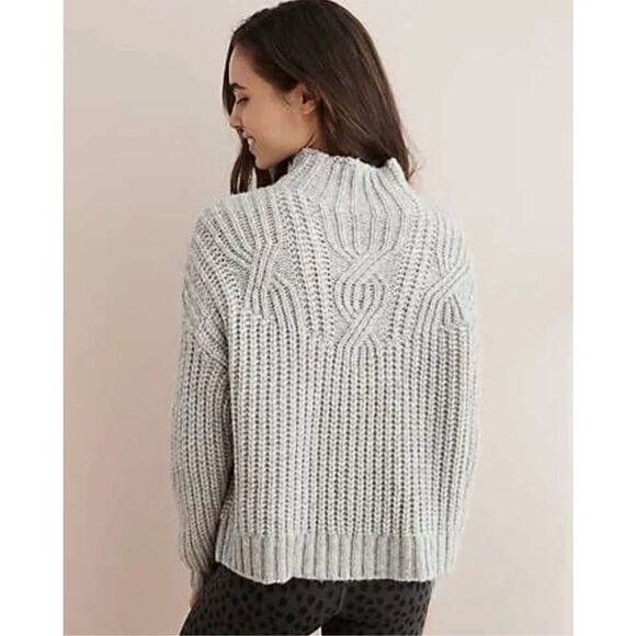 ✨AERIE Cable Mock Neck Laine Wool Grey Sz Medium Sweater✨ - Picture 3 of 7